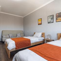 Фото Отель Стрелка на улице Бурнаковская 107