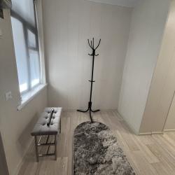 Фото Апартаменты Happy Home(ХэппиХоум) на улице Зураба Магкаева 83/3