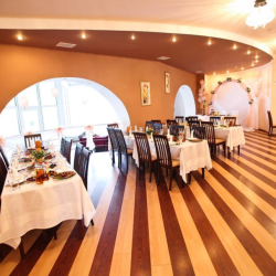 Фото Отель Корона