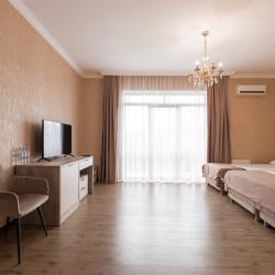 Фото Отель Империя гор