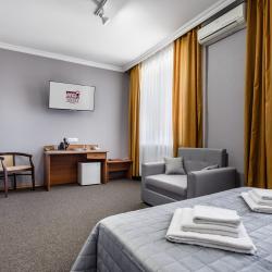 Номер стандарт с 1 двуспальной кроватью