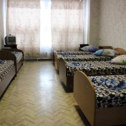 Кровать в общем 6-местном номер (удобства на этаже)