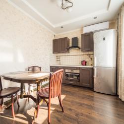 Фото Апартаменты на улице Молокова 17