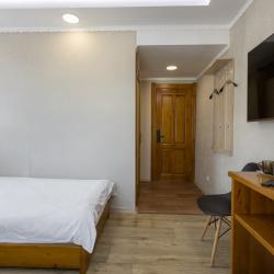 Фото 130 Hotel (130 Отель)