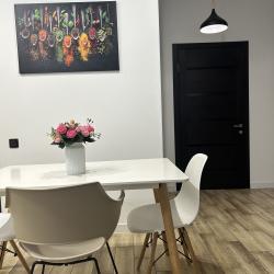 Фото Апартаменты на улице Монтажная 13