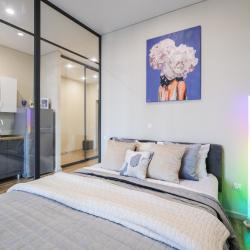 1-комнатные апартаменты студия с панорамным балконом