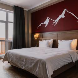 2-местный номер стандарт с  балконом и видом на горы