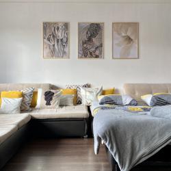 Фото Апартаменты Grape Room Apartment (Грейп Рум Апартмент) на проспекте Мира 122