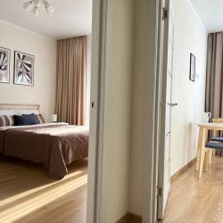 Фото Апартаменты Тюменская слобода на улице Фармана Салманова