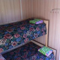 Номер эконом семейный с 1 двуспальной кроватью