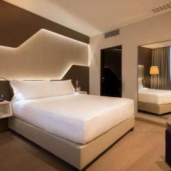 Фото Отель DoubleTree by Hilton Yerevan City Centre (Даблтри Хилтон Сити Центр)