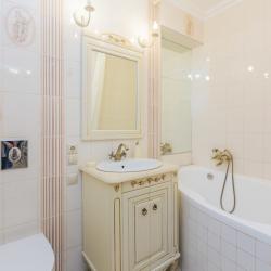 Фото Апартаменты на улице Рогожникова 1