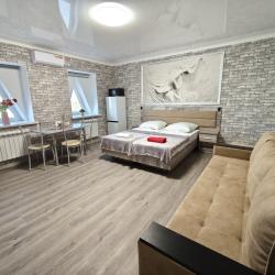 1-комнатные апартаменты студия Красной Армии 136/11