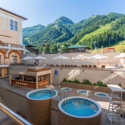 Фото Novotel Resort and spa Krasnaya Polyana (Новотель Резорт и спа Красная Поляна)