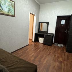 Номер студия семейный с 1 односпальной и 1 двуспальной кроватью
