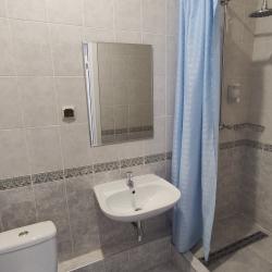 Номер стандарт с 1 двуспальной кроватью