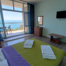 1-комнатный номер студия с видом на море