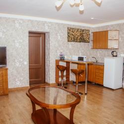 Номер люкс с 2 односпальными кроватями (с завтраком)