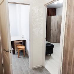 Фото Отель AlexHome (АлексХоум) на улице Берёзовая 8-154