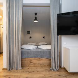 Апартаменты студия ГЭС 5/106 (мансарда)