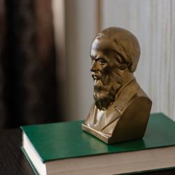 Номер стандарт с 1 двуспальной кроватью (с завтраком)