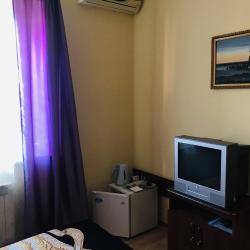 Номер стандарт с 1 двуспальной кроватью