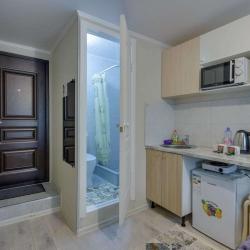 Фото Отель YourHouse (ЙоХаус) в 1-м микрорайоне 76