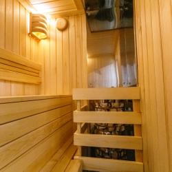 Коттедж улучшенный с 4 односпальными и 1 двуспальной кроватью