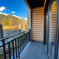 Комната стандарт с 1 двуспальной кроватью и балконом