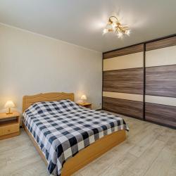 Фото Апартаменты на улице Ворошилова 19