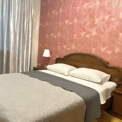 Фото Апартаменты на улице Платова, 6а