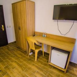 Номер стандарт с 1 двуспальной кроватью