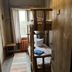 Номер эконом с 1 двухъярусной кроватью