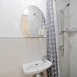 Фото Отель LovelyHome 39 на улице Александра Суворова 25