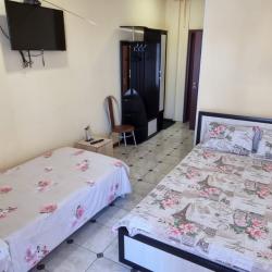 Номер стандарт семейный с 1 односпальной и 1 двуспальной кроватью