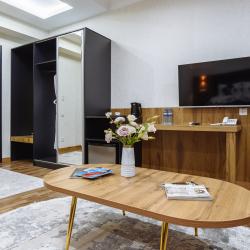 Номер люкс с двуспальной кроватью