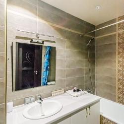 Фото Апартаменты на улице Лукачева 6