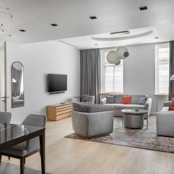 4-местный Deluxe Two Bedroom Apartment