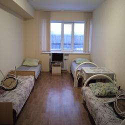 Кровать в общем эконом-номере (удобства на этаже)