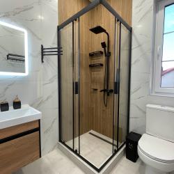 Фото Отель Дом с дизайнерским ремонтом