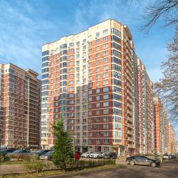 Фото Отель ТутЖивут на улице Героев Разведчиков 8 корпус 1