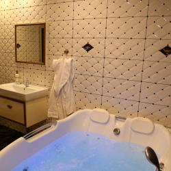 Номер люкс с 1 двуспальной кроватью