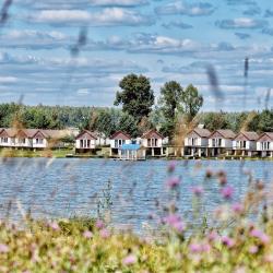 Фото Отель Деревня Озеро