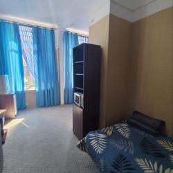 4-местный номер стандарт семейный с 1 двуспальной кроватью