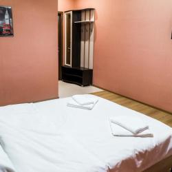 Номер стандарт с 1 двуспальной кроватью