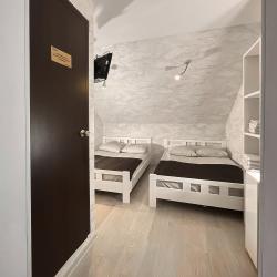 4-местный номер стандарт с 2 двуспальными кроватями