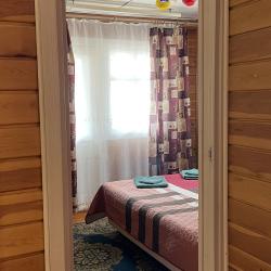 Номер эконом семейный с 1 двуспальной кроватью