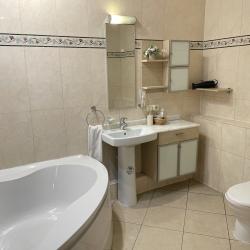 Фото Отель Apartment 5 (Апартамент 5)