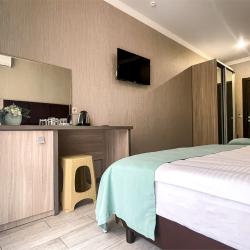 Фото Отель Family Pride Inn (Фэмили Прайд Инн)