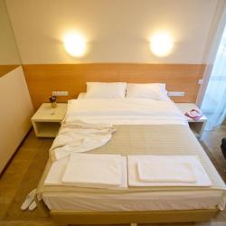 Номер комфорт с 1 двуспальной кроватью